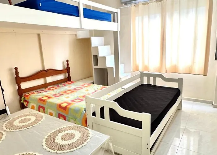 Studio 102 Pitangueiras No Terreo - Ar Condicionado - Na Quadra Da Praia! Guarujá